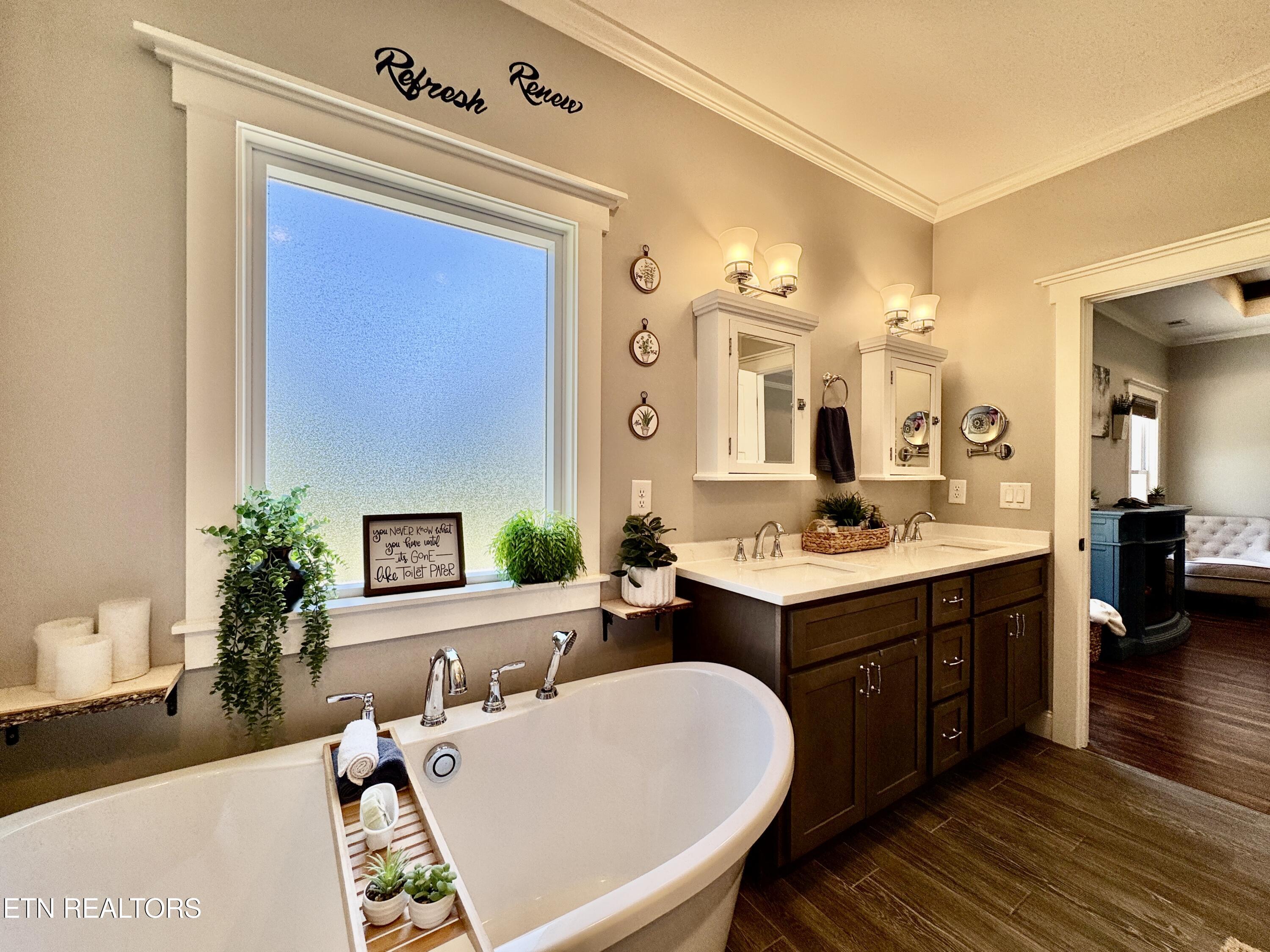 170 Elokwa Way Loudon, TN 37774 - Photo 34 of 46 37