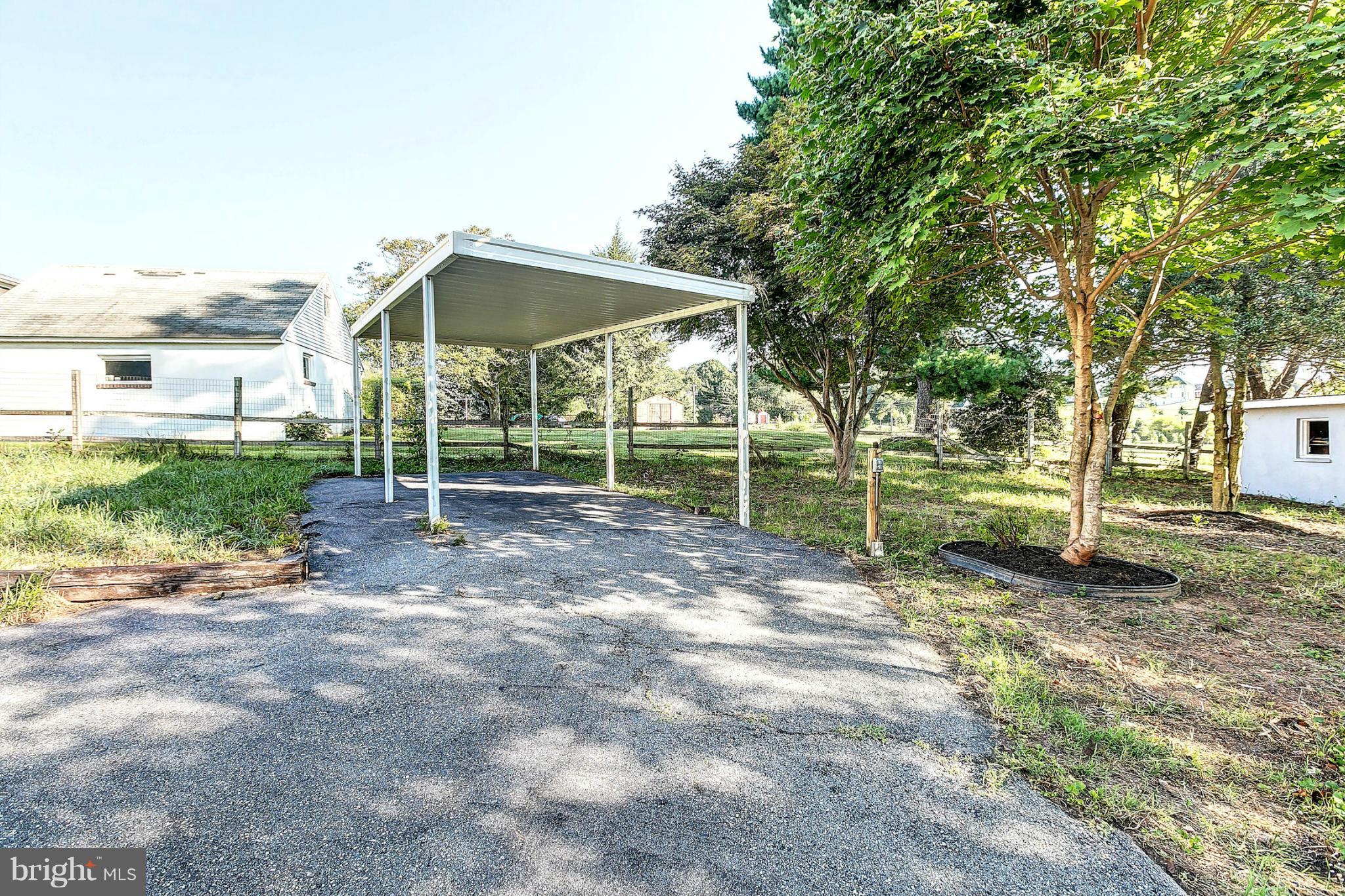 3023 Ridge Road Baltimore, MD 21244 - Photo 28 of 30 a view of backyard with green space