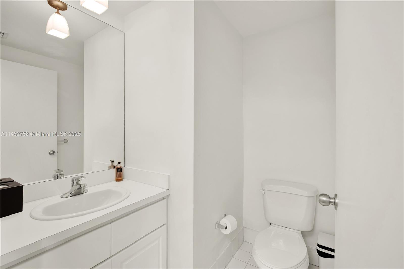 1 Century Lane, Unit 209 Miami Beach, FL 33139 - Photo 10 of 66
