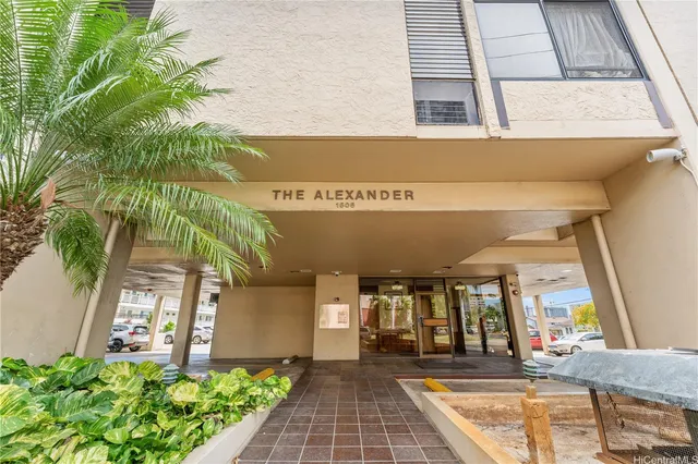$435,000 | 1505 Alexander Street, Unit 1205, Honolulu, HI 96822