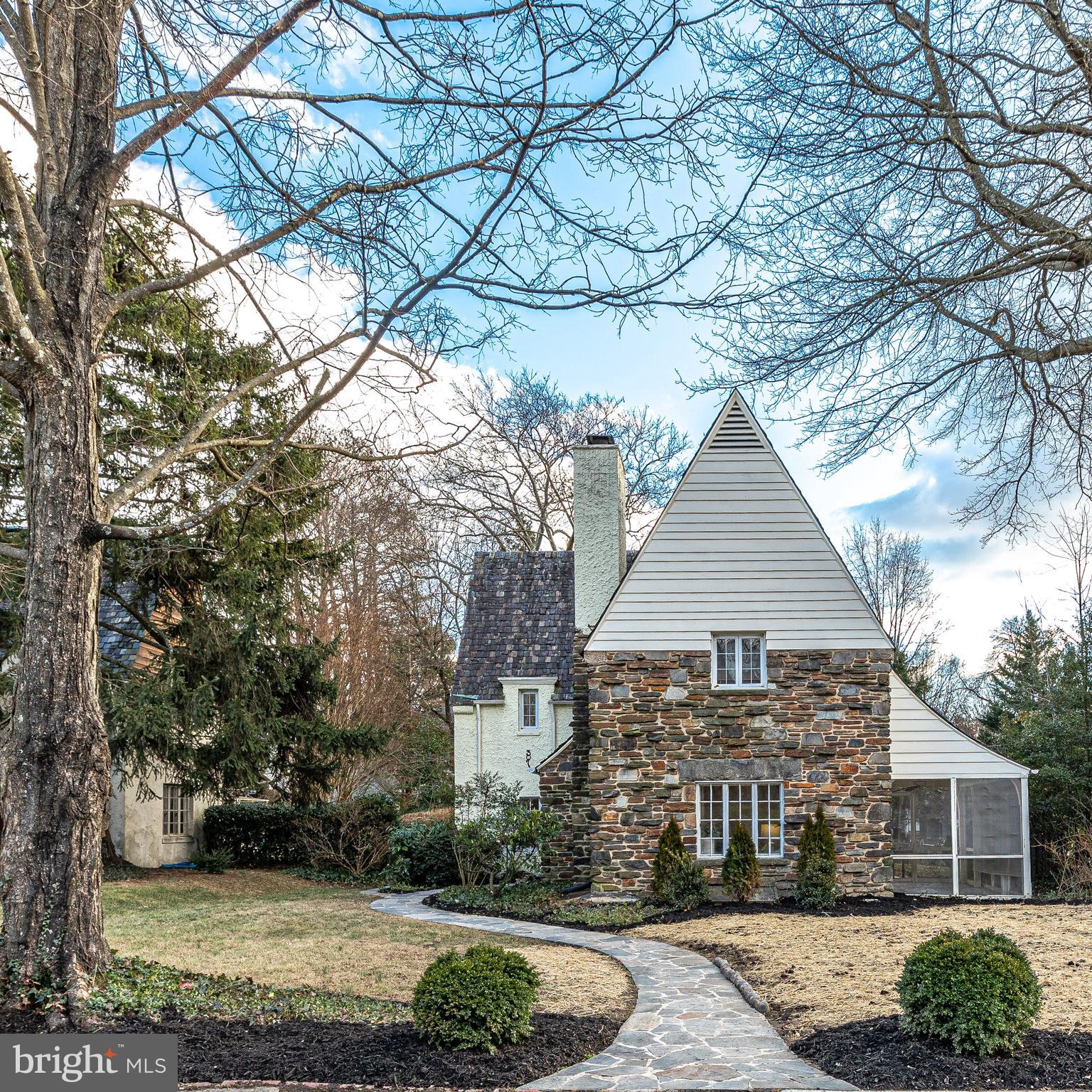 307 Taplow Road Baltimore, MD 21212 - Photo 2 of 35