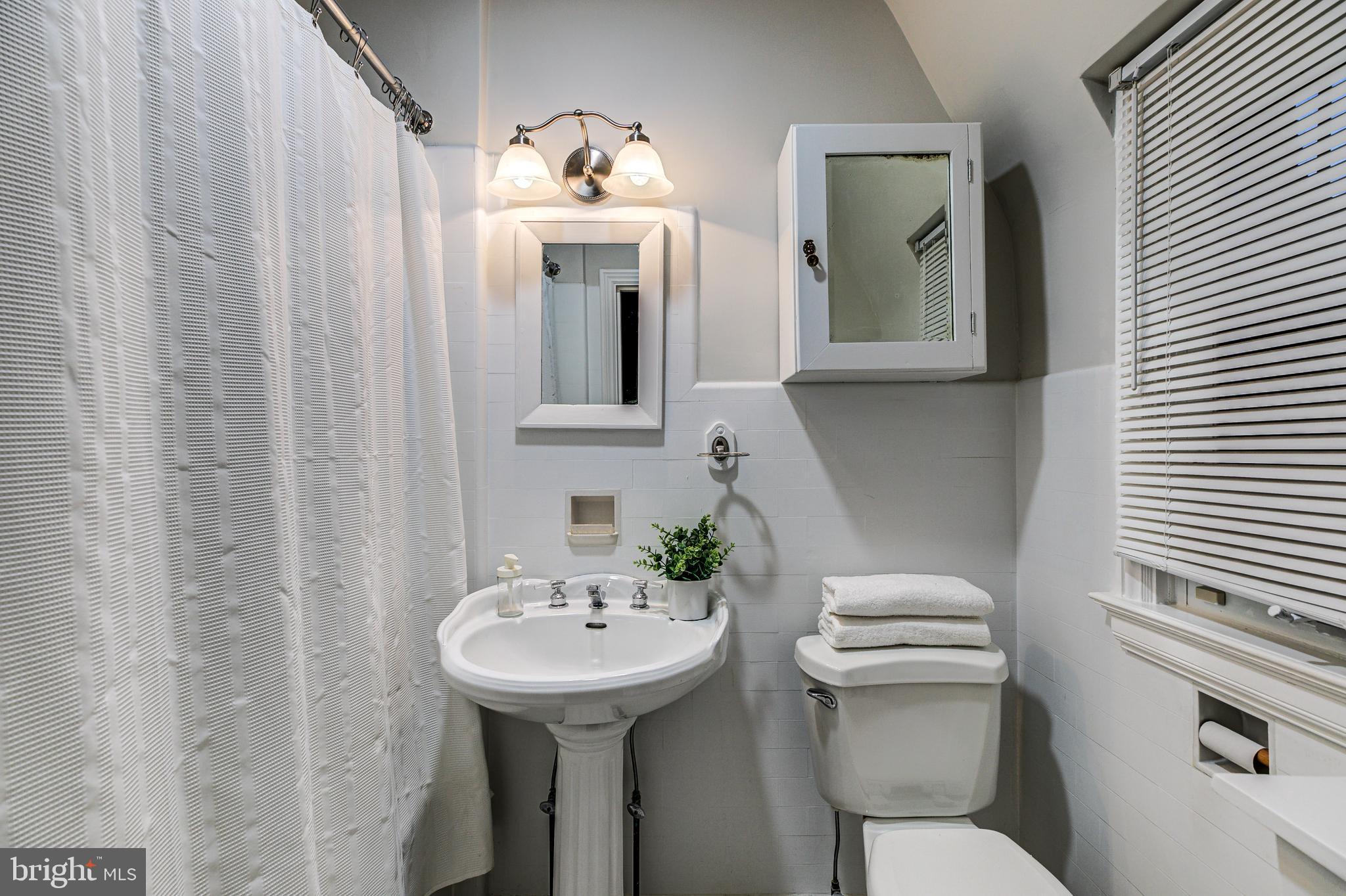 307 Taplow Road Baltimore, MD 21212 - Photo 28 of 35