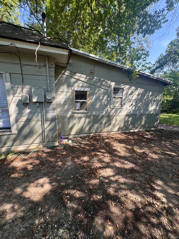 728 Ritchey Street Gainesville, TX 76240 - Photo 31 of 37