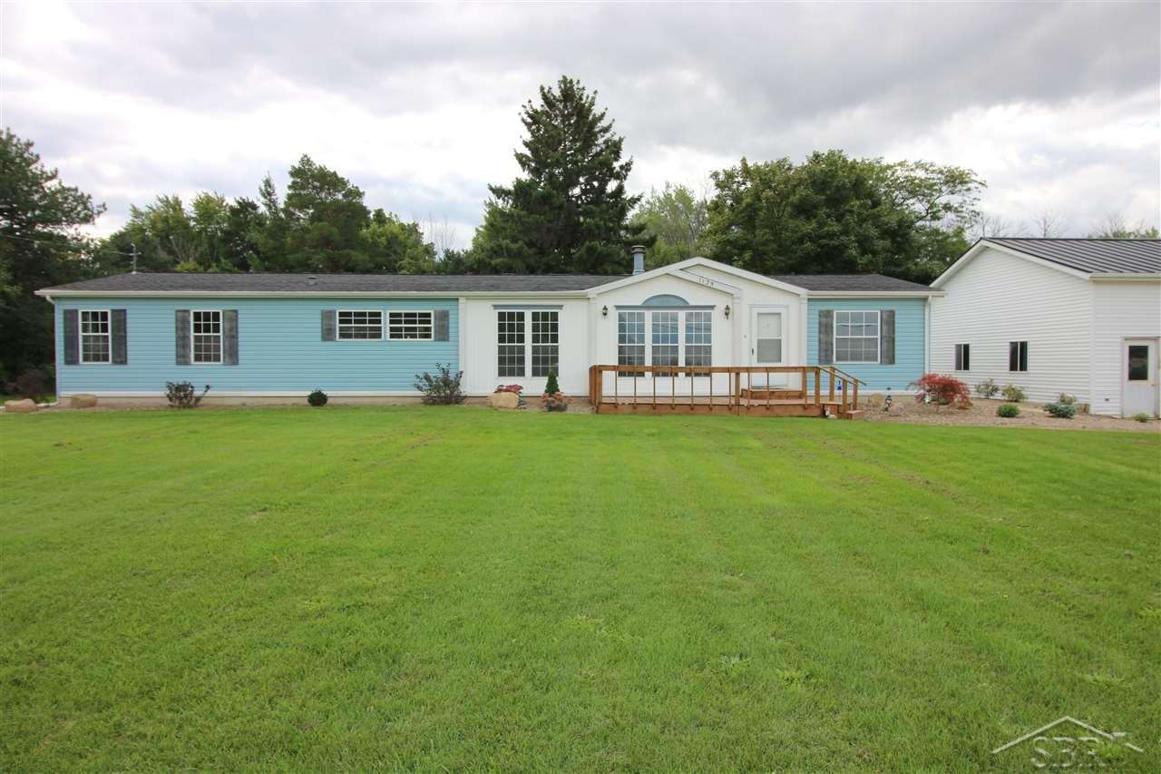 1125 West Vassar Road Reese, MI 48757 - Photo 1 of 19