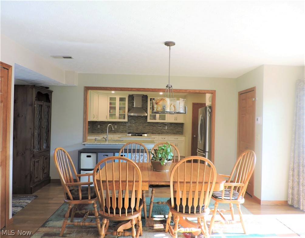 40222 Biggs Road Lagrange, OH 44050 - Photo 5 of 29 Dining area