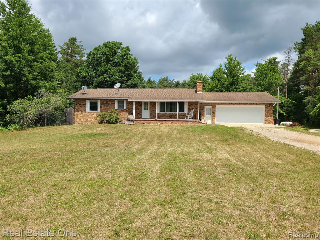 3174 Ball Road Caro, MI 48723 - Photo 3 of 42
