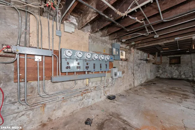 $225,000 | 4800 South Wood Street, Chicago, IL 60609