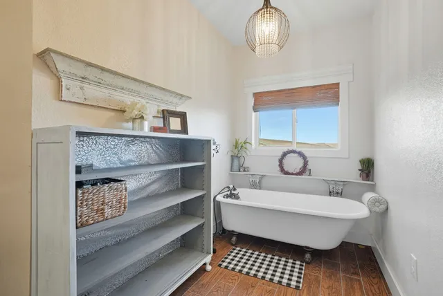 $449,999 | 5283 Estate Road North, Sprague, WA 99032