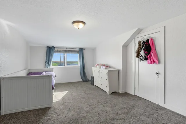 $449,999 | 5283 Estate Road North, Sprague, WA 99032