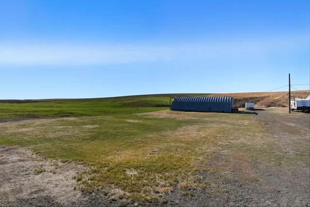 $449,999 | 5283 Estate Road North, Sprague, WA 99032