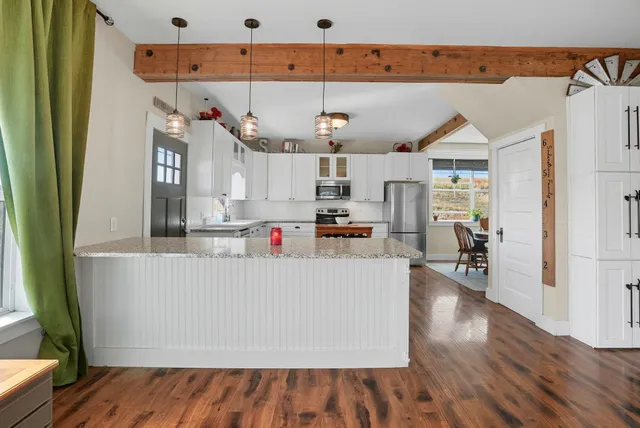 $449,999 | 5283 Estate Road North, Sprague, WA 99032