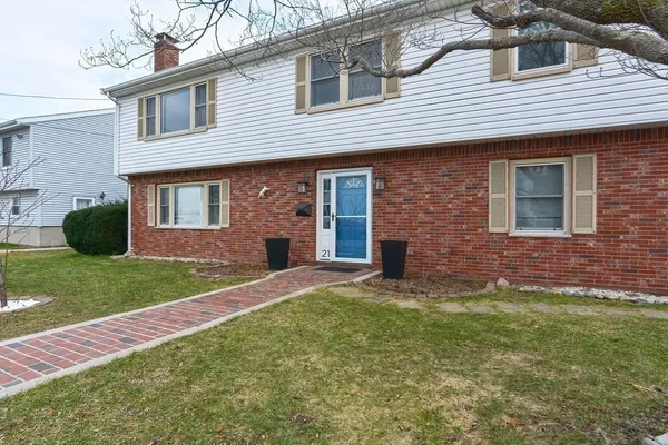 $5,950 | 21 Swan Avenue, Unit 21, Boston, MA 02128