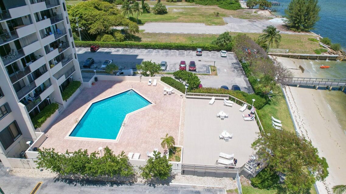 5600 North Flagler Drive, Unit 907 West Palm Beach, FL 33407 - Photo 44 of 48 an aerial view of a house with outdoor space and lake view