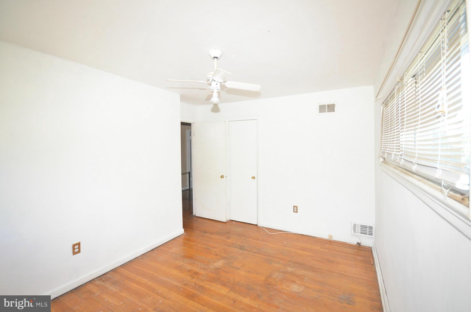 1411 Hopewell Avenue Baltimore, MD 21221 - Photo 12 of 26 Bedroom