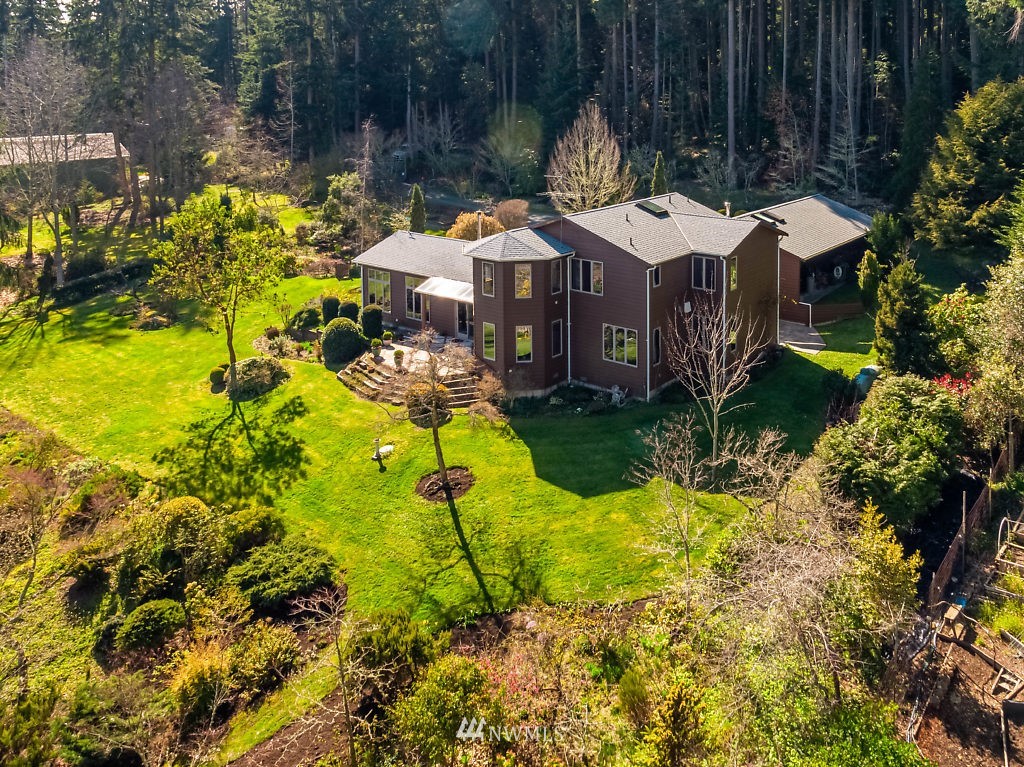 2035 North Bluff Road Greenbank, WA 98253 - Photo 2 of 40 Gallery Image 2
