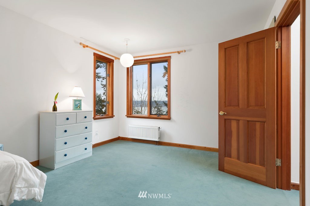 2035 North Bluff Road Greenbank, WA 98253 - Photo 26 of 40 Gallery Image 26