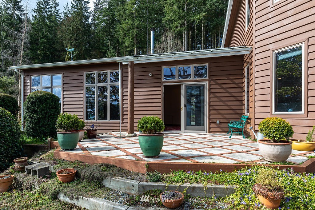 2035 North Bluff Road Greenbank, WA 98253 - Photo 31 of 40 Gallery Image 31