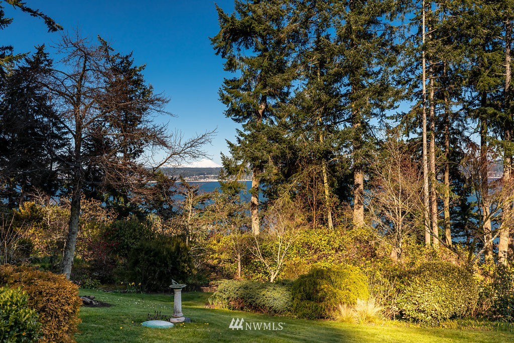 2035 North Bluff Road Greenbank, WA 98253 - Photo 35 of 40 Gallery Image 35