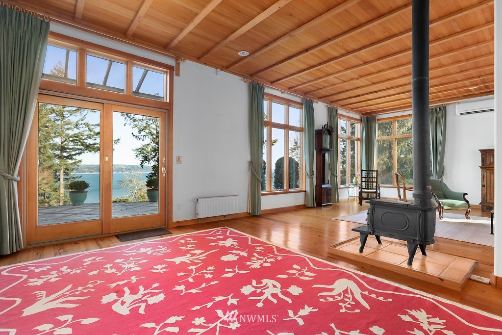2035 North Bluff Road Greenbank, WA 98253 - Photo 6 of 40 Gallery Image 6