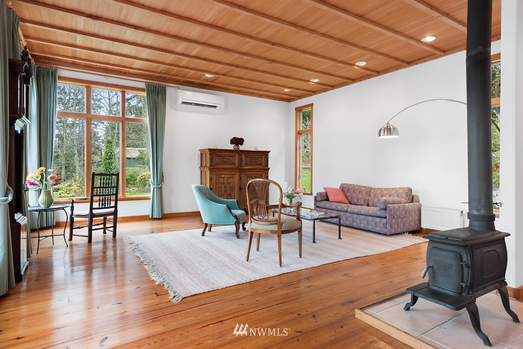 2035 North Bluff Road Greenbank, WA 98253 - Photo 7 of 40 Gallery Image 7