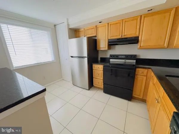 $2,500 | 3442 Belfry Lane, Woodbridge, VA 22192
