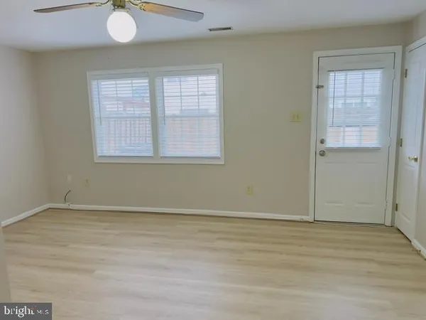 $2,500 | 3442 Belfry Lane, Woodbridge, VA 22192