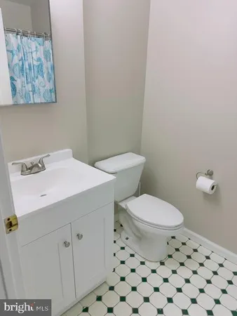 $2,500 | 3442 Belfry Lane, Woodbridge, VA 22192
