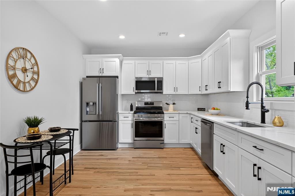 287 Orange Road Montclair, NJ 07042 - Photo 15 of 48