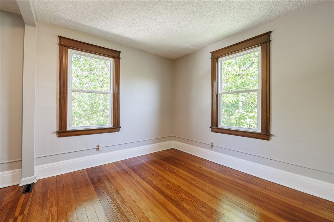 2 Nursery Street Rochester, NY 14610 - Photo 18 of 33