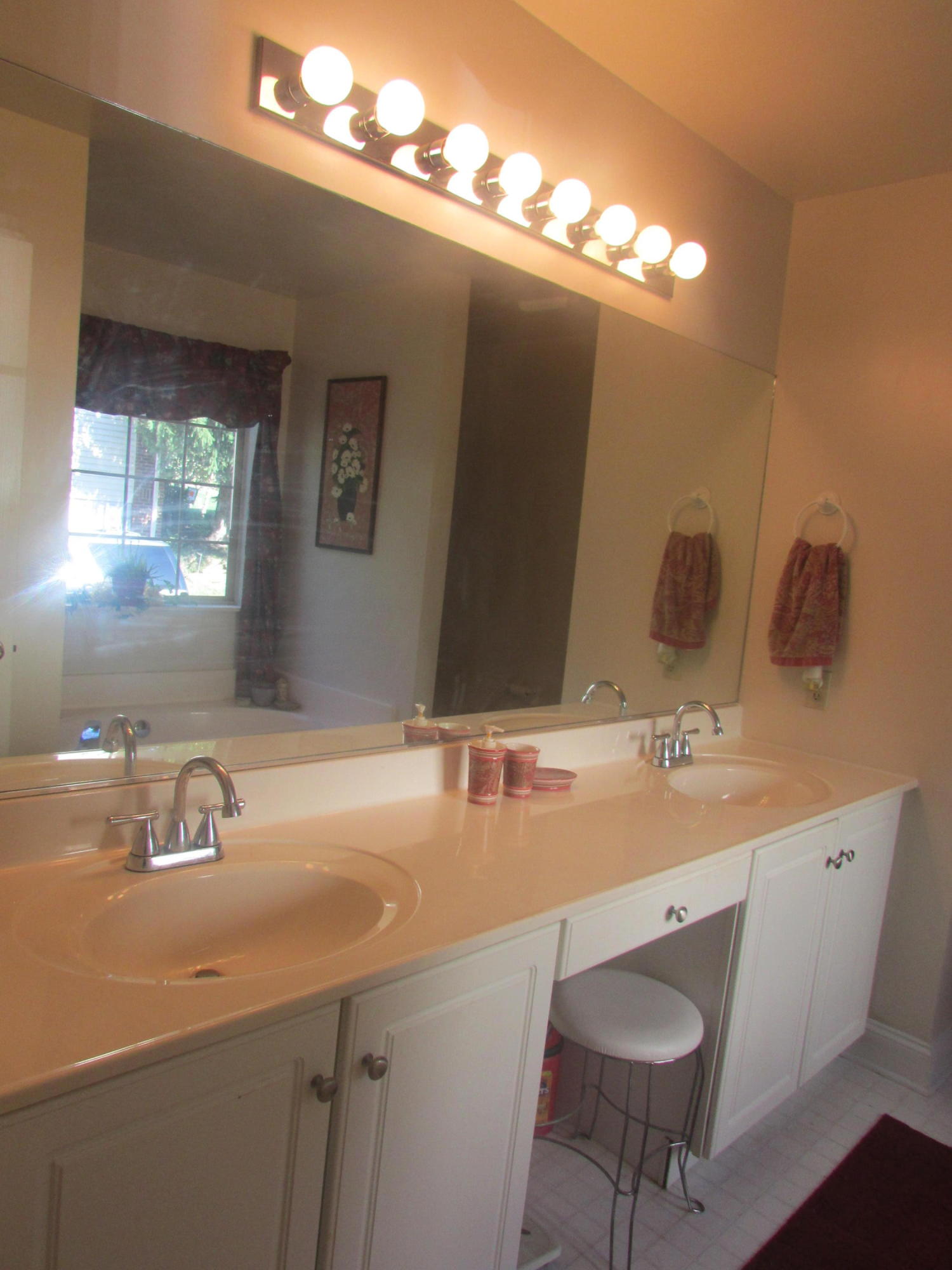1324 Wineberry Road Powell, TN 37849 - Photo 11 of 27 Master Bath