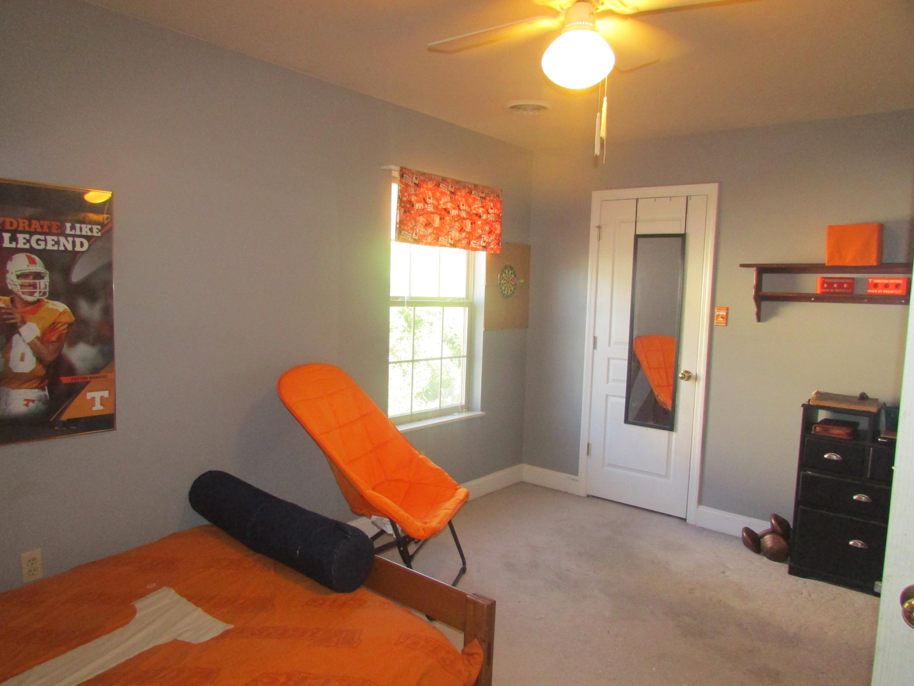 1324 Wineberry Road Powell, TN 37849 - Photo 18 of 27 3rd Bedroom