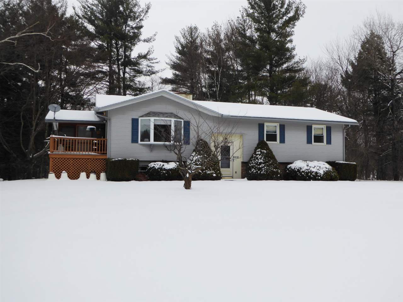 137 Birch Road Shelburne, VT 05482 - Photo 3 of 20 Gallery Image 3
