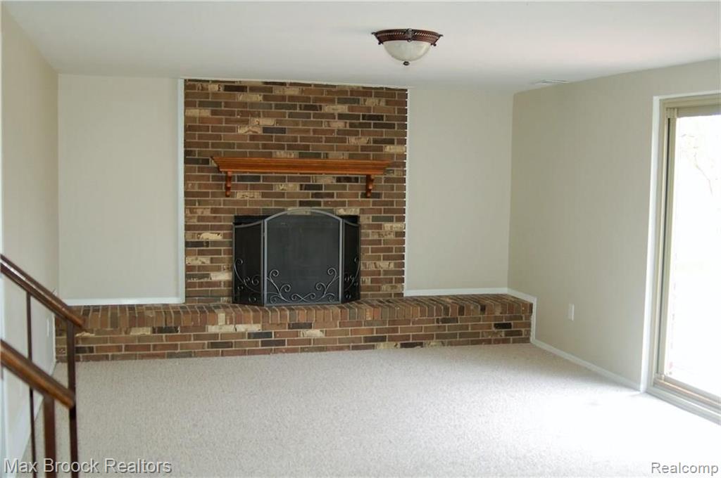 5255 Timber Ridge Trail Clarkston, MI 48346 - Photo 11 of 19