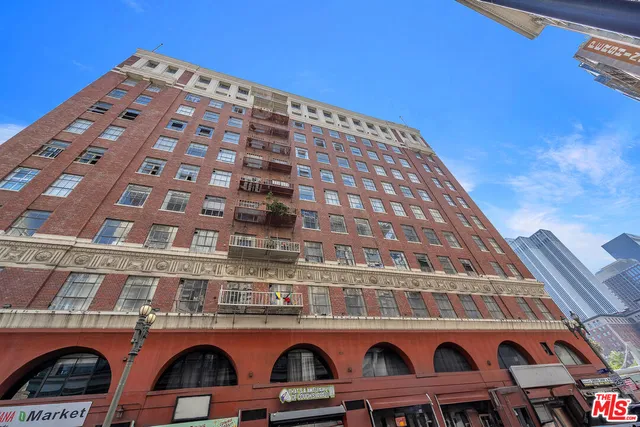 $2,100 | 312 West 5th Street, Unit 802, Los Angeles, CA 90013