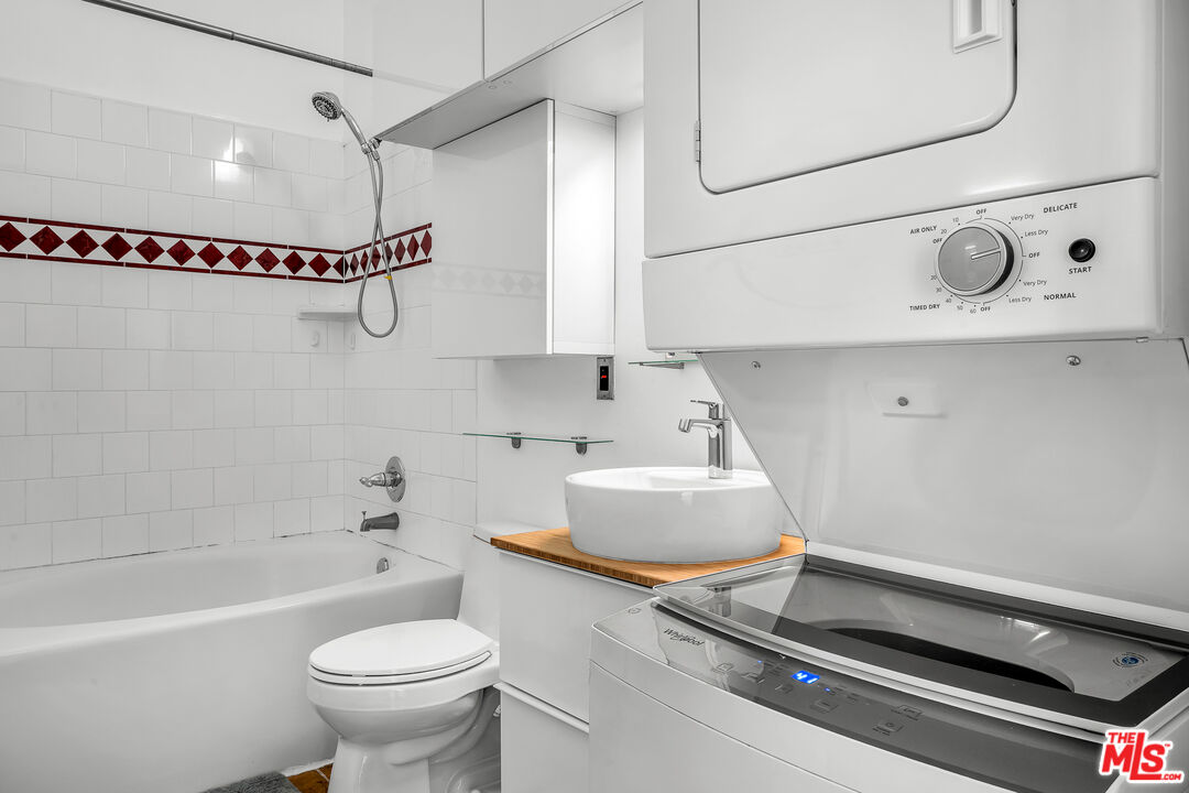 312 West 5th Street, Unit 802 Los Angeles, CA 90013 - Photo 9 of 20