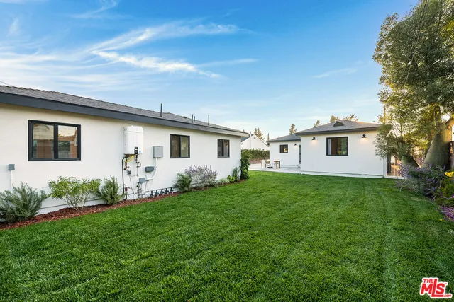 $1,850,000 | 1008 North Catalina Street, Burbank, CA 91505
