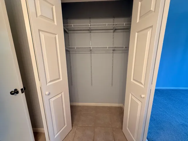 $1,800 | 300 Yacht Club Drive, Unit 8, Niceville, FL 32578