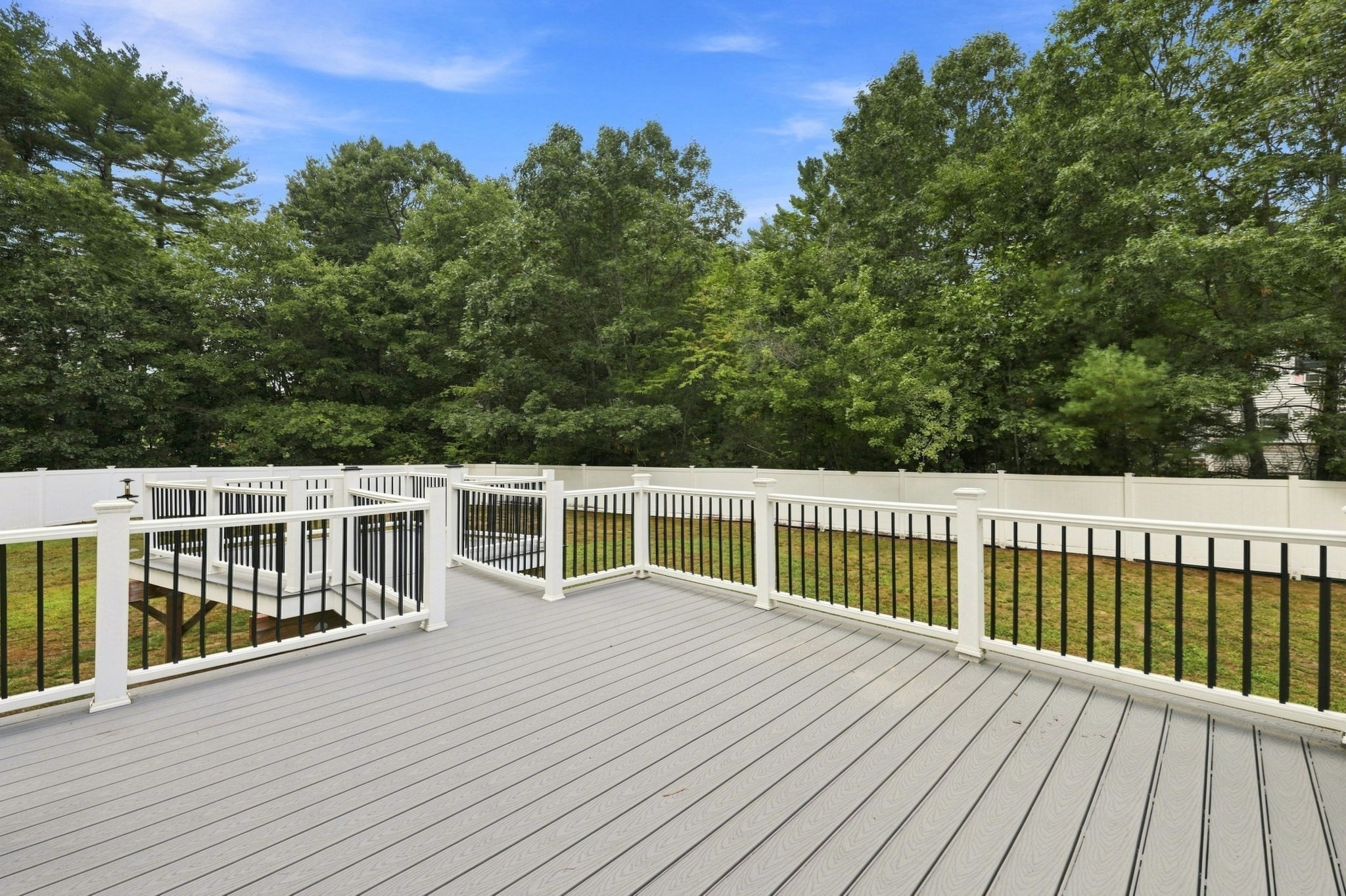 8 Victory Road Billerica, MA 01862 - Photo 3 of 40 Gallery Image 3
