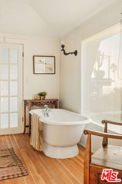 237 Mabery Road Santa Monica, CA 90402 - Photo 22 of 43 a bathroom with a sink and a mirror