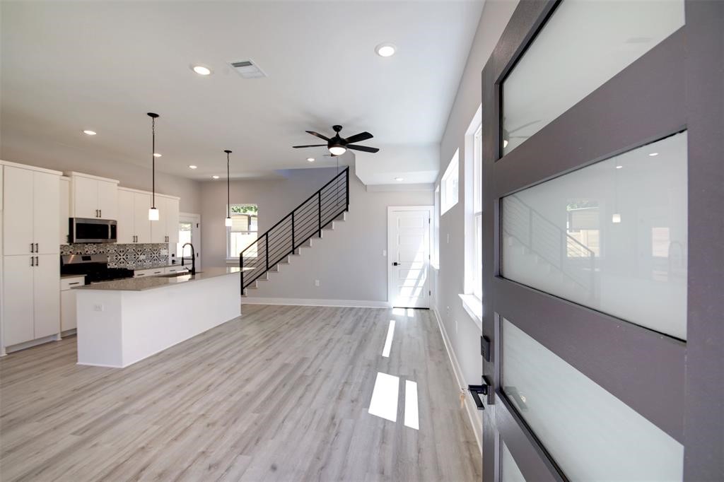6002 Carnation Terrace, Unit 2 Austin, TX 78741 - Photo 2 of 14