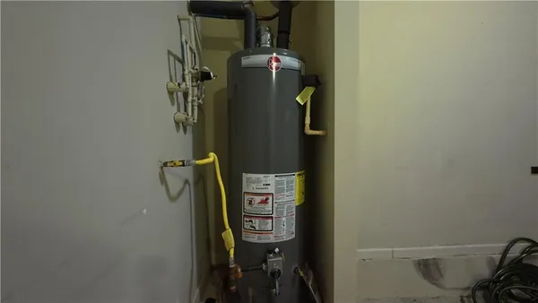 $3,400 | 3361 Lake McGinnis Drive, Suwanee, GA 30024