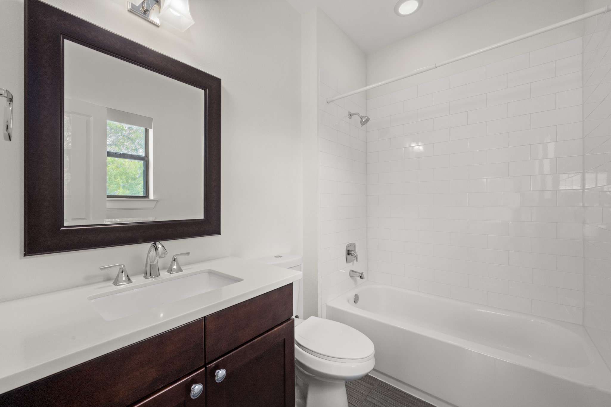 742 West 24th Street Houston, TX 77008 - Photo 22 of 29