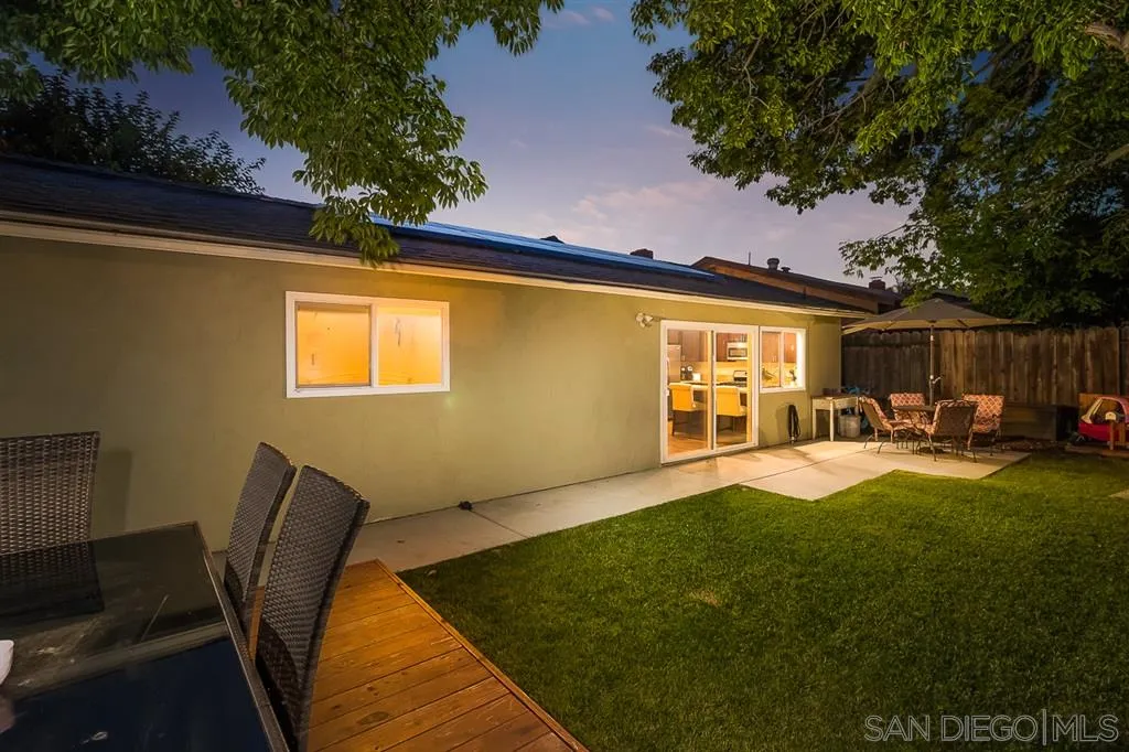 10021 Via Rita Santee, CA 92071 - Photo 3 of 25 Gallery Image 3