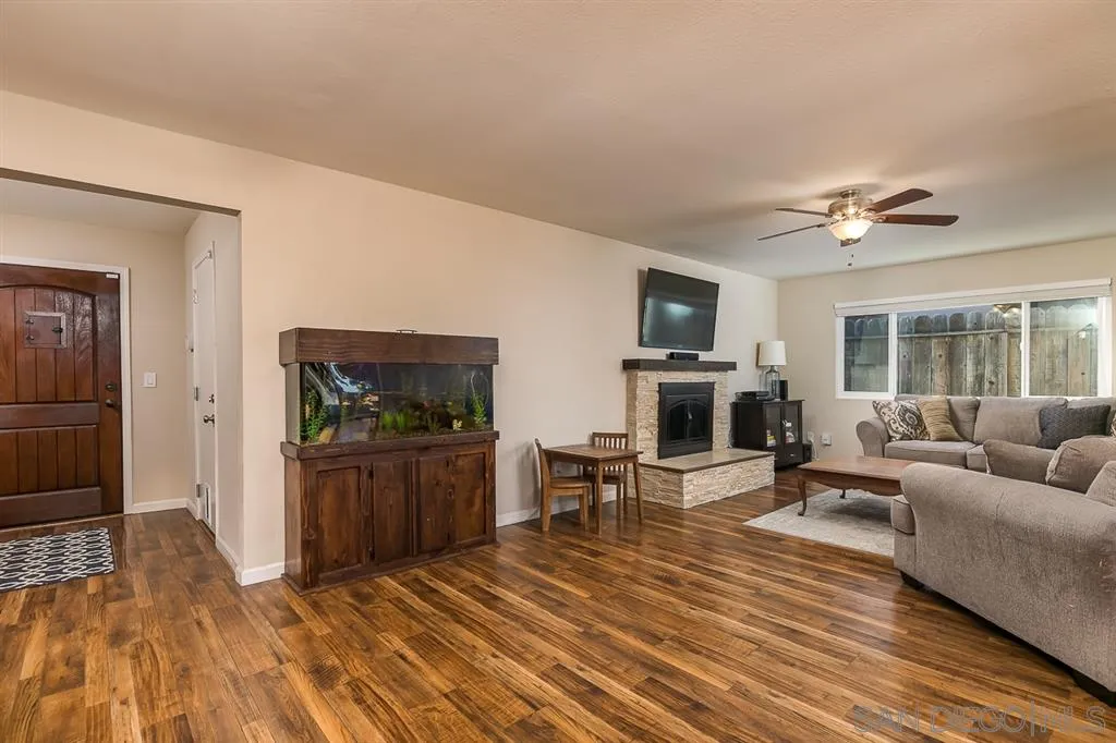 10021 Via Rita Santee, CA 92071 - Photo 8 of 25 Gallery Image 8