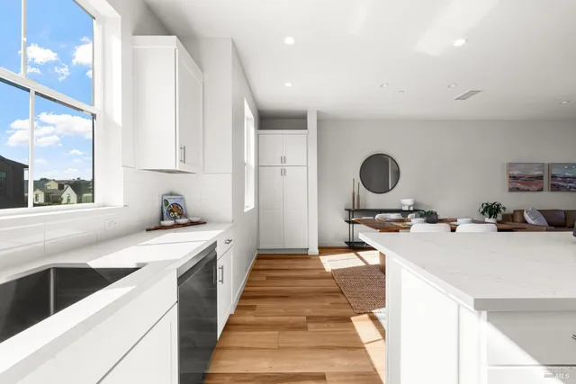 $629,000 | 1460 Waterside Lane, Rohnert Park, CA 94928