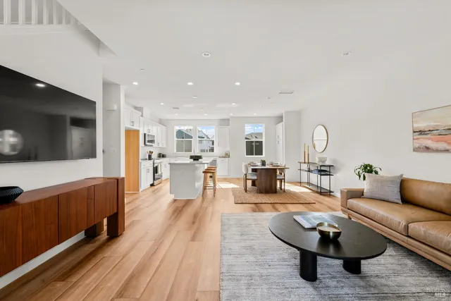 $629,000 | 1460 Waterside Lane, Rohnert Park, CA 94928