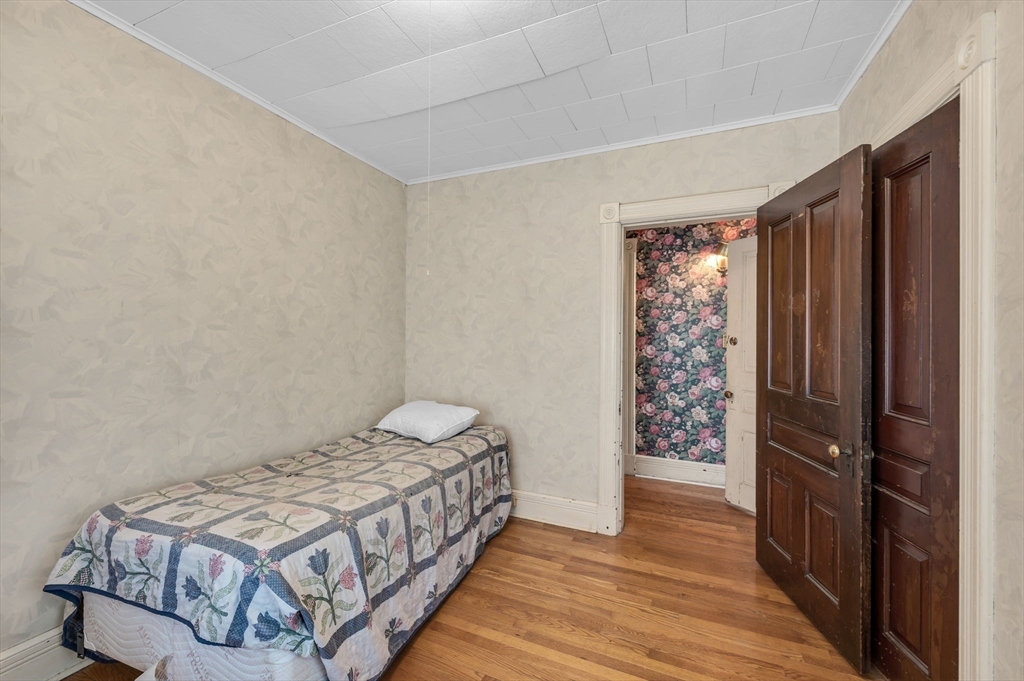 415 Maple Street Springfield, MA 01105 - Photo 20 of 40