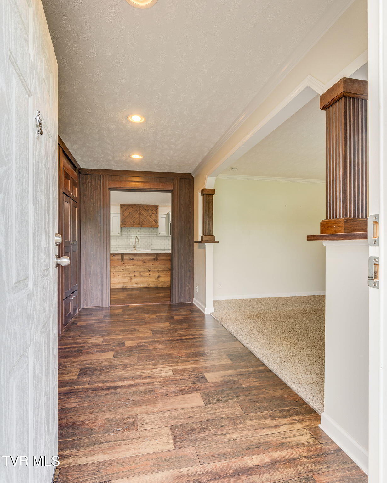 474 Thornburg Road Fall Branch, TN 37656 - Photo 3 of 87 004