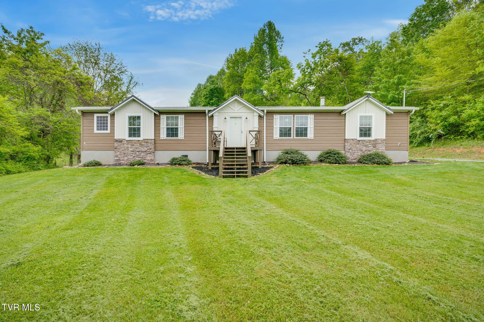 474 Thornburg Road Fall Branch, TN 37656 - Photo 31 of 87 001 - Copy (2)