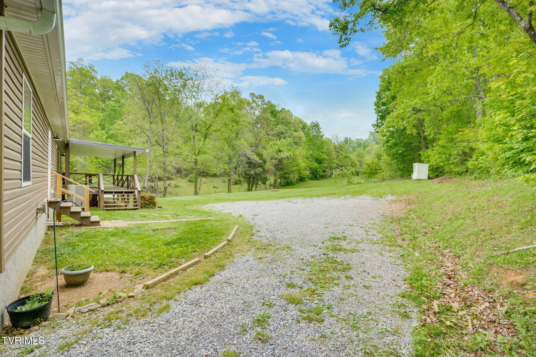 474 Thornburg Road Fall Branch, TN 37656 - Photo 32 of 87 029